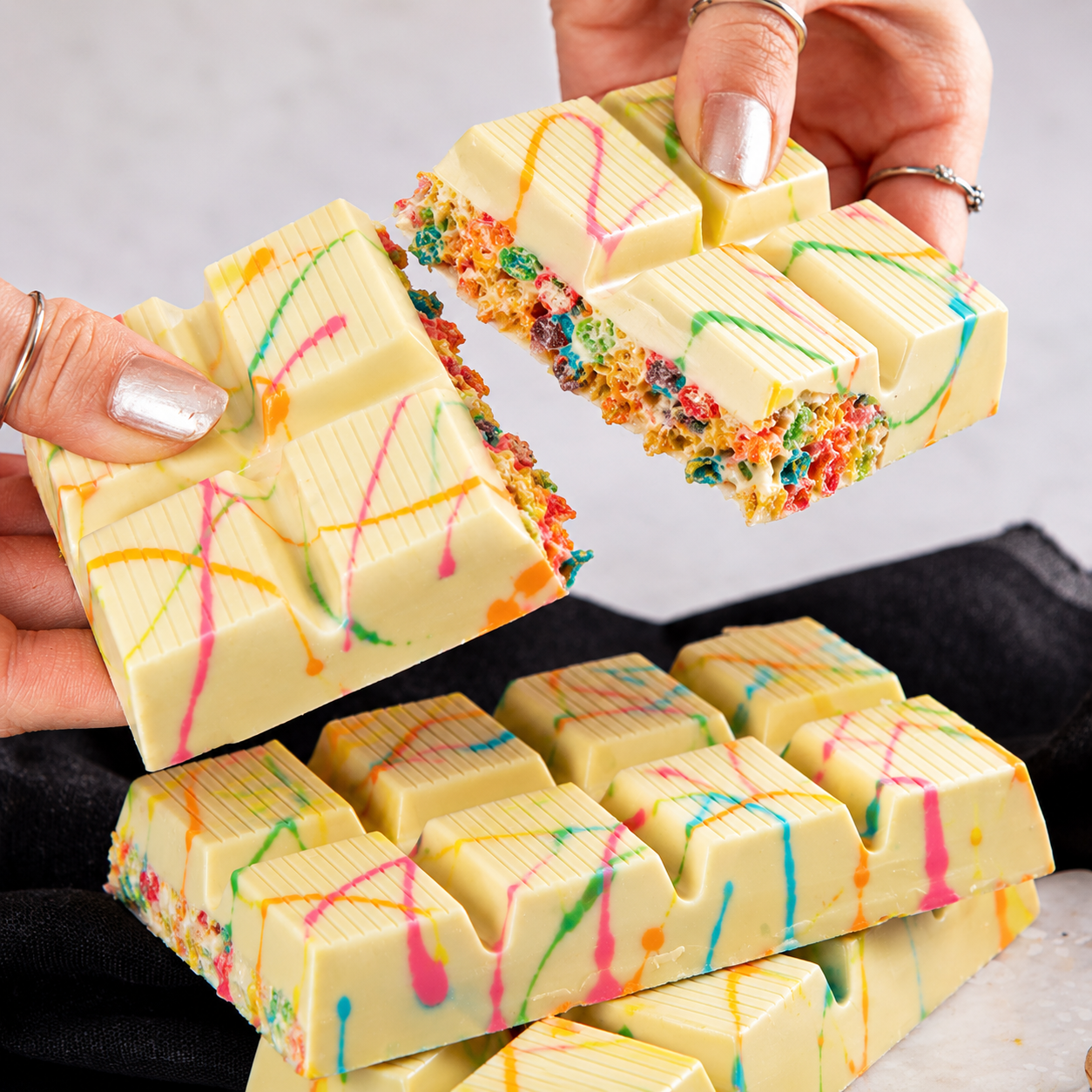 🌈 Fruity Crunch Bar!